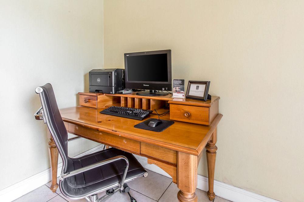 Comfort Suites Southport - Oak Island Bagian luar foto
