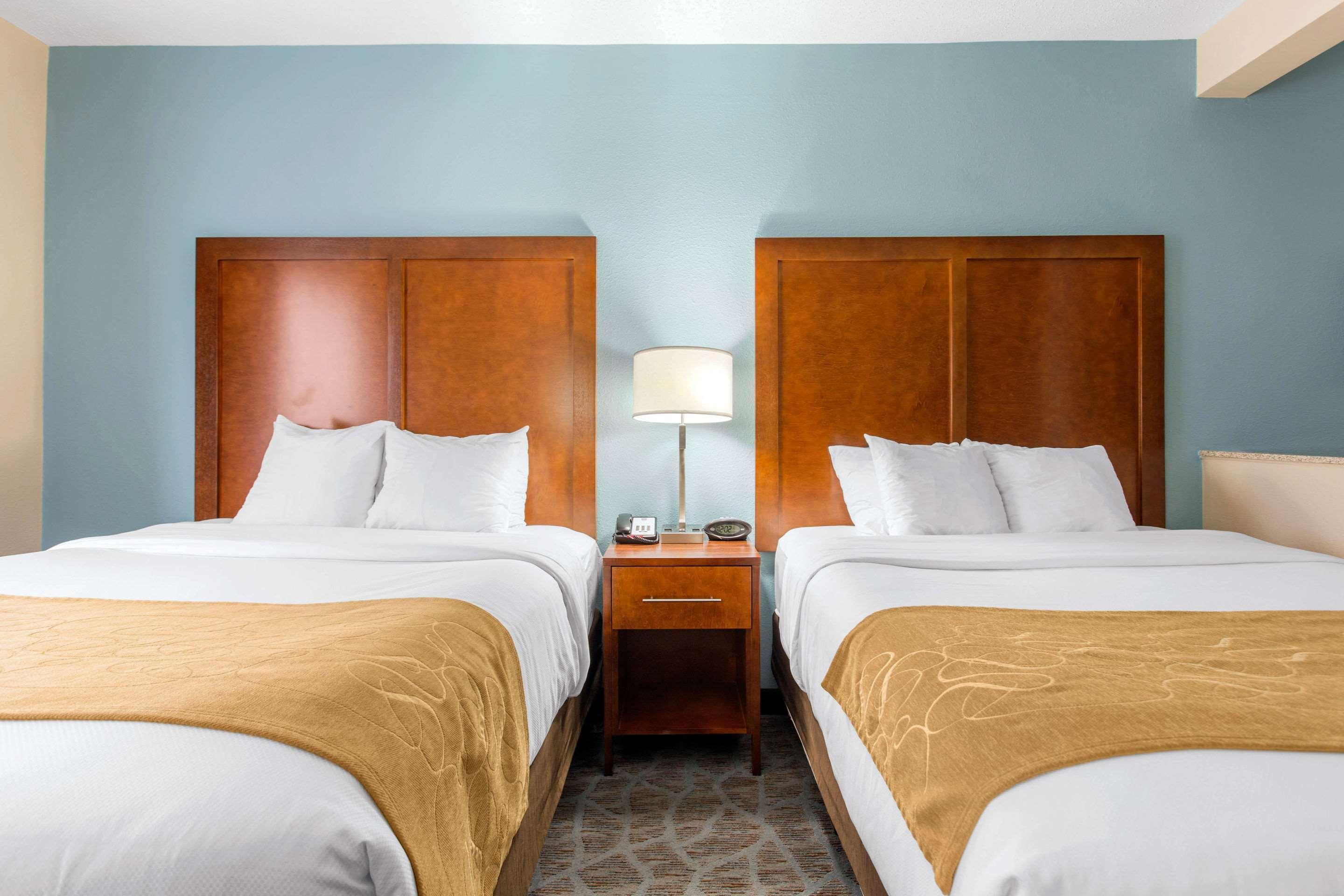 Comfort Suites Southport - Oak Island Bagian luar foto