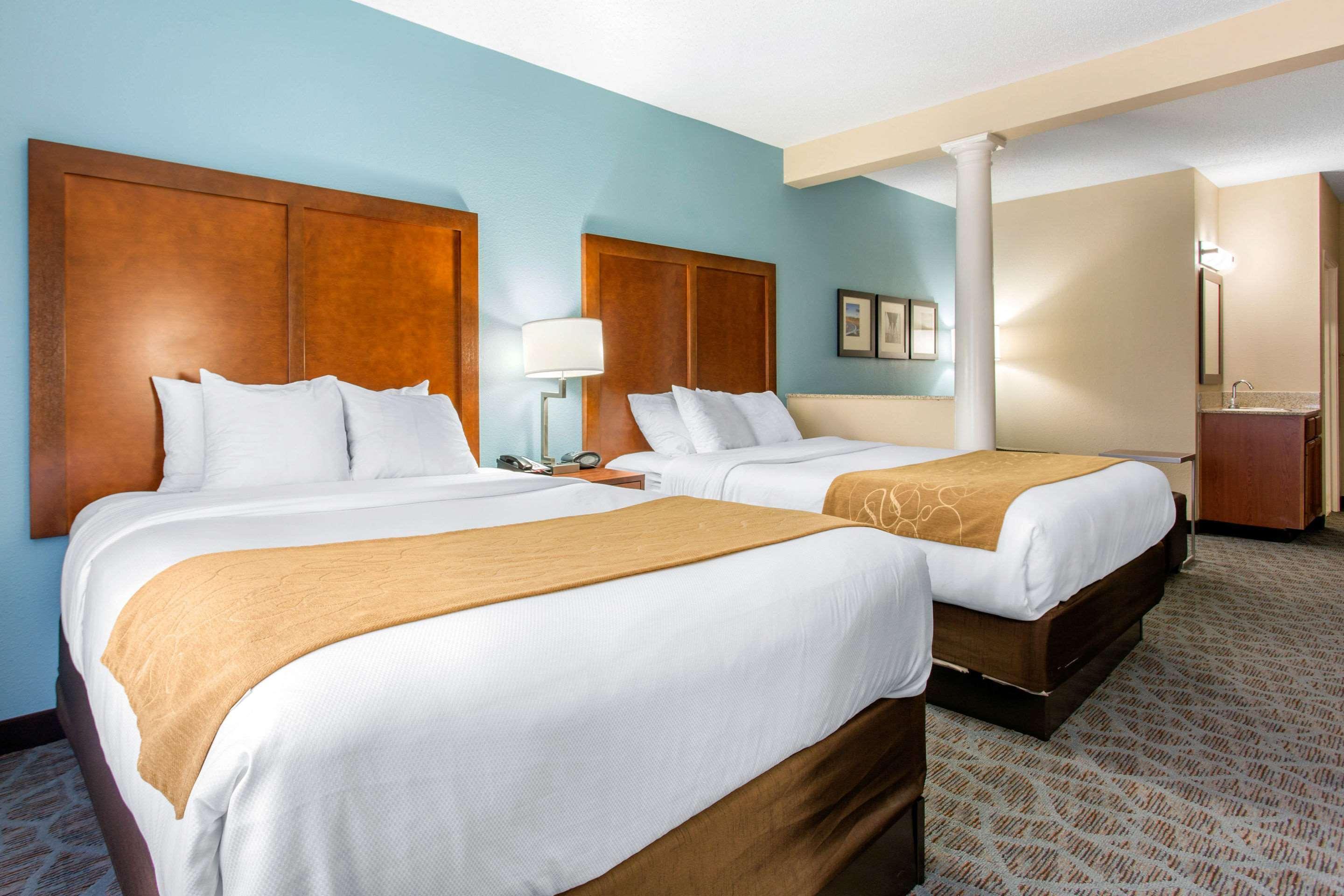 Comfort Suites Southport - Oak Island Bagian luar foto