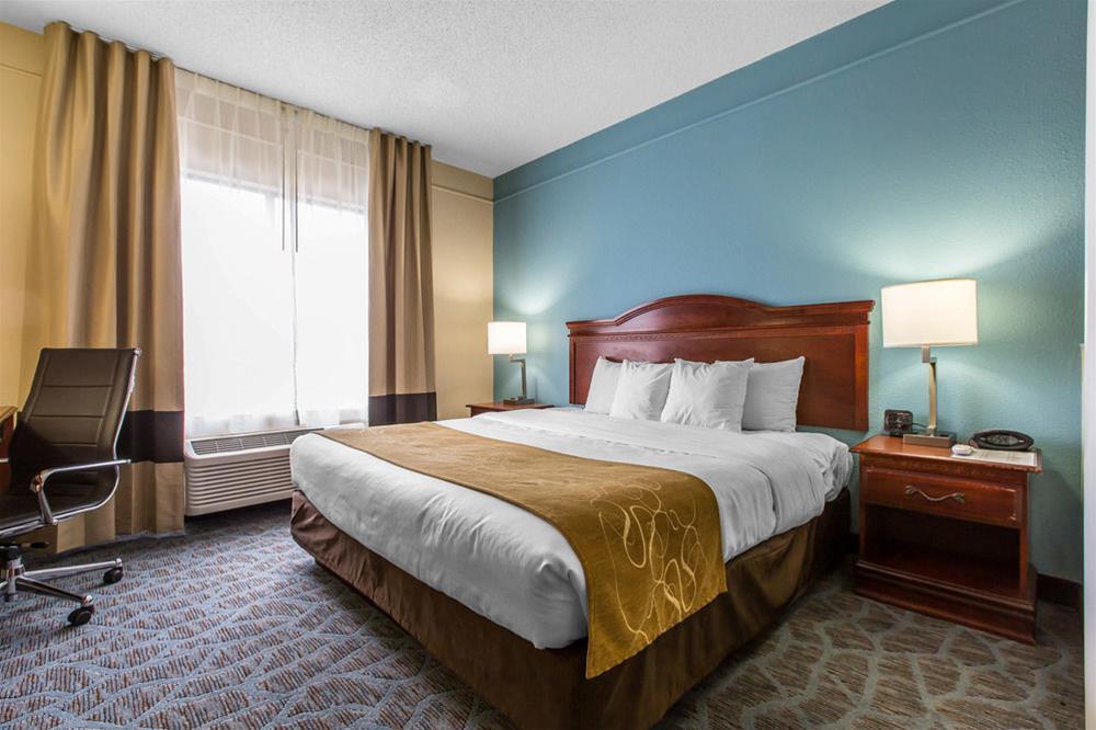 Comfort Suites Southport - Oak Island Bagian luar foto
