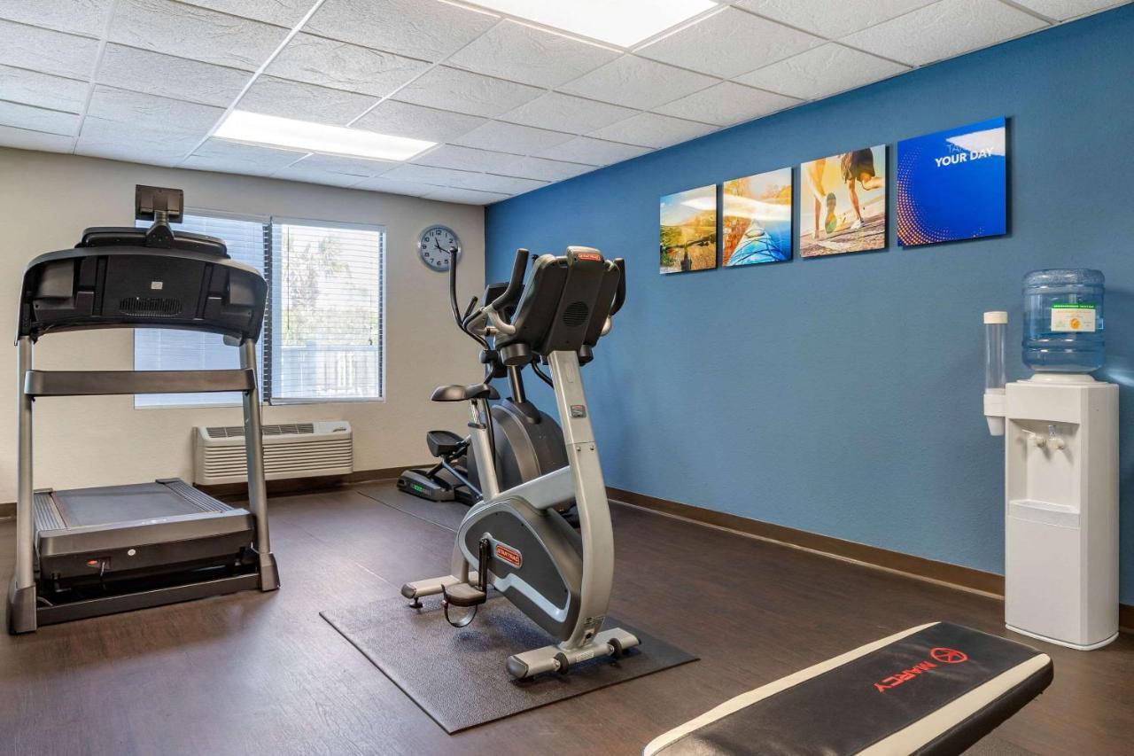 Comfort Suites Southport - Oak Island Bagian luar foto